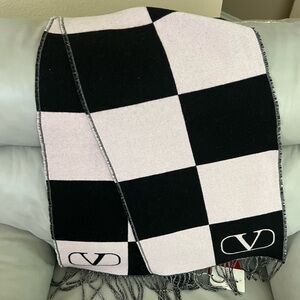 Valentino Scarf. BNEW